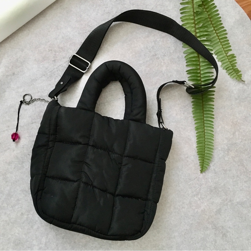 Black Puffy Quilted Crossbody Bag Adjustable Strap & Pink Bag Charm Key Leash